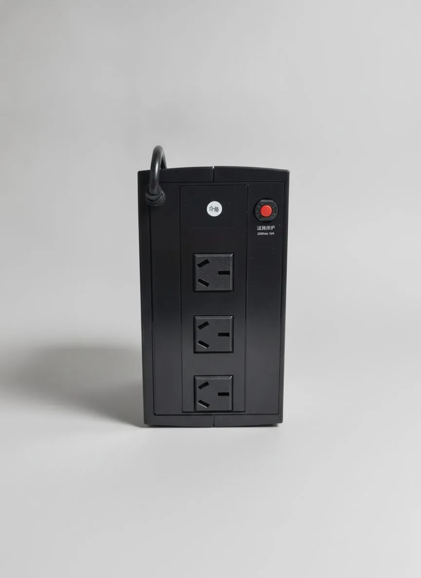 硕天 CyberPower UT1000E 后备式 UPS 电源（1000VA / 600W）